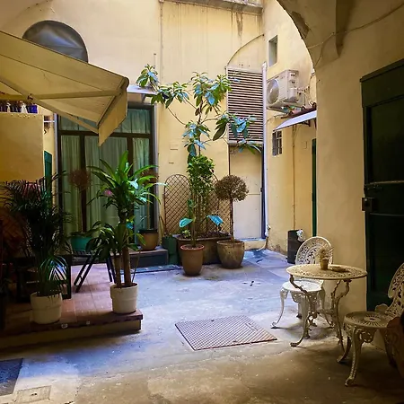 Nest In Florence