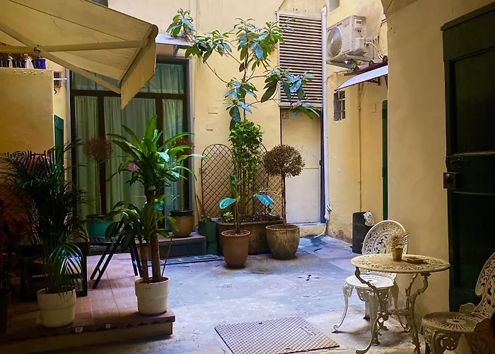 Nest In Firenze